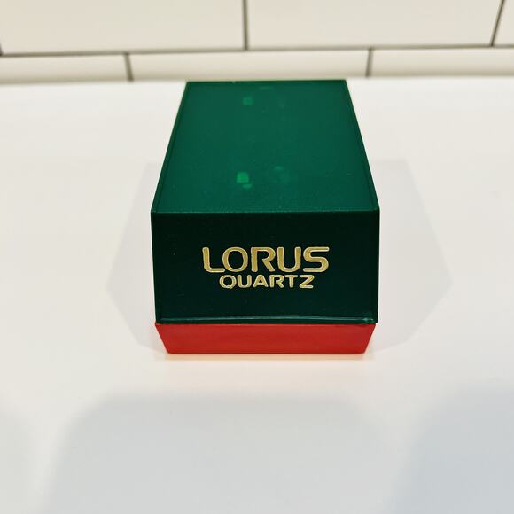 Vintage Lorus Quartz Mickey Mouse Watch Red Leather Band Jingle Bells - Picture 7 of 7